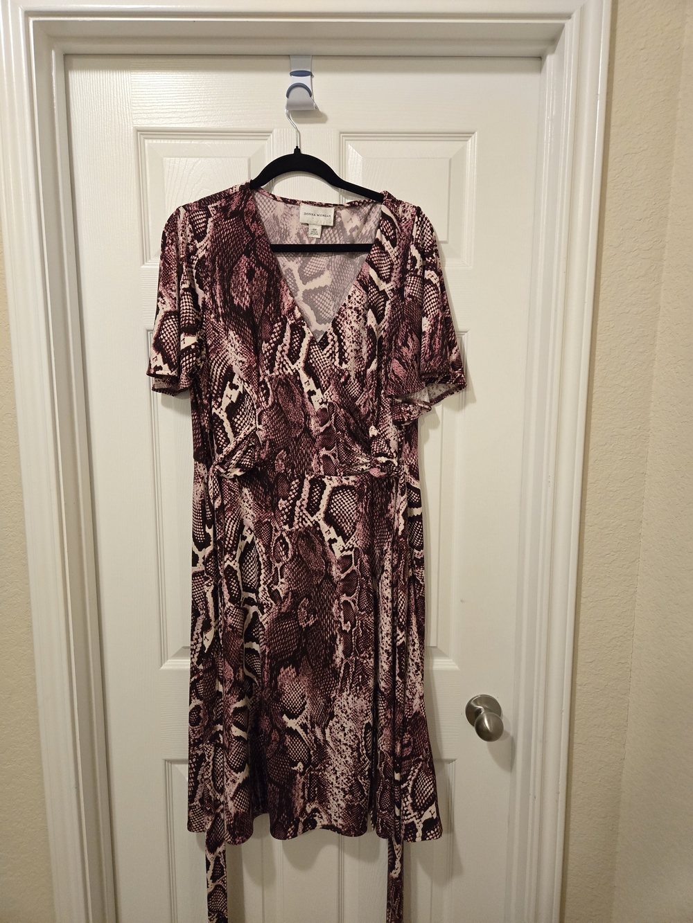 Donna Morgan Pink Snake Print Midi Dress